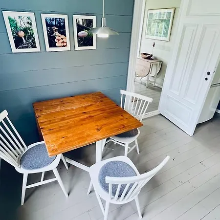 Ferienhaus Idyllisk Pa Lista *