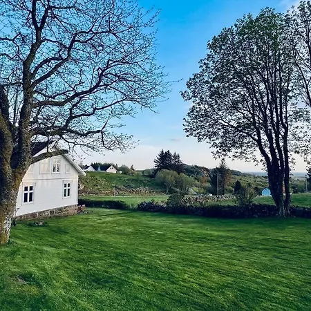 Ferienhaus Idyllisk Pa Lista *
